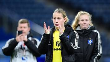 HSV-Keeperin patzt böse, Wucher schenkt Frankfurt einen Elfmeter