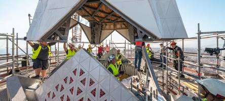 Kreuz aus Gundelfingen macht Sagrada Família zum höchsten Kirchturm der Welt