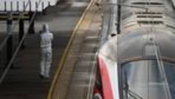 Großbritannien: Tatverdächtiger nach Messerangriff in Zug angeklagt