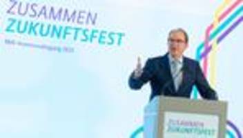 kommunen: dobrindt will kommunen stärken: aushängeschild