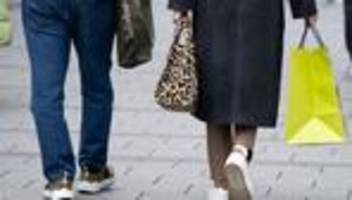 ifo institut: gedämpfte stimmung im einzelhandel vor dem weihnachtsgeschäft