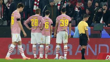 Bundesliga: Schiri-Ärger, Technik-Panne, VAR-Frust – „Das ist scheiße“