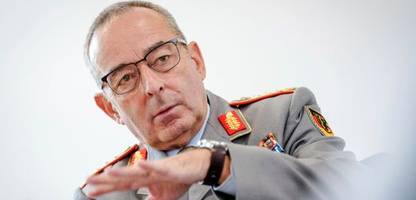 Bundeswehr: Generalinspekteur Carsten Breuer ist gegen Losverfahren bei Musterung