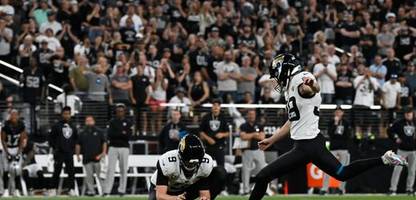NFL: Jacksonvilles Little schießt das längste Field Goal aller Zeiten
