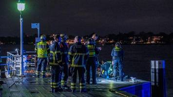 Feuerwehrtaucher in der Alster: Großeinsatz in Hamburg-Rotherbaum