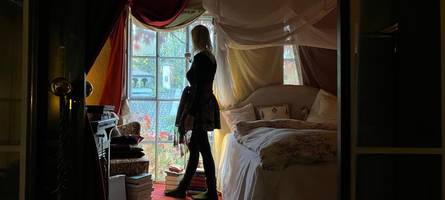 früher fabrikgelände, heute „wie bullerbü“: so außergewöhnlich lebt eine münchner künstlerin