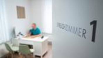 gesundheit: grüne wollen hilfe für menschen ohne krankenversicherung