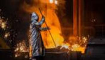 Stahlproduktion in Deutschland: Studie warnt vor Milliarden-Verlusten bei Stahlauslagerung