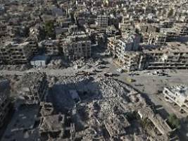 Merz sieht keine Asylgründe mehr: Grüne widersprechen Kanzler entschieden bei Umgang mit Syrern