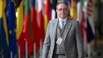 Russlands Angriffskrieg: Dreht dieser Mann der Ukraine den Geldhahn zu?