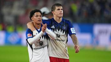 besondere aktion: hsv gegen bvb in sonder-trikots – das steckt dahinter