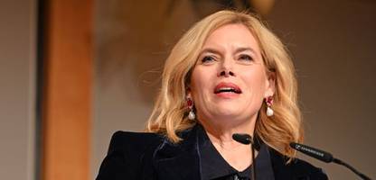 Berlin: Julia Klöckner nennt Deutschland »Puff Europas«