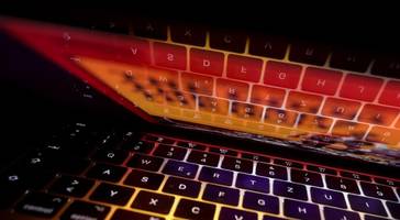 Weltweite Razzien gegen Geldwäsche-Netzwerke – Festnahmen auch in Deutschland