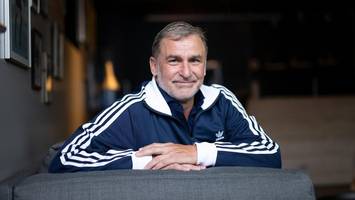 „Wir überlegen das“: HSV-Chef über USA-Angebot und den FC Liverpool