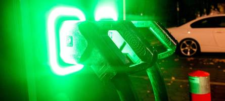 Zahl der Ladesäulen für E-Autos steigt kräftig – doch Bayern verliert Spitzenplatz