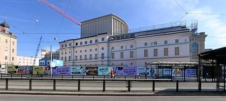 „Chaos wurde von ganz oben gestiftet“: Opposition wütet wegen Theatersanierung