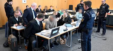 Diebesbande aus Rumänien angeklagt: Prozess um Firmeneinbrüche beginnt holprig