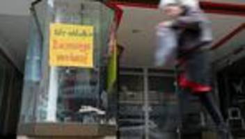 Angst in den Innenstädten: Stadtbild: OBs fordern Alkoholverbot und Sonntagsverkauf