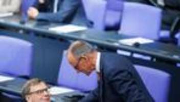 Flüchtlinge aus Syrien: Der Kanzler und Wadephuls Kompass