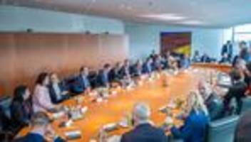 Kabinett: Regierung berät über Bürokratieabbau und Entlastungen