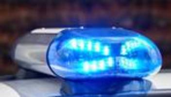 Kriminalität: Jugendlicher verletzt Vater mit Messer - Festnahme