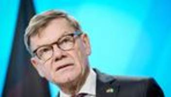 Rückkehr von Geflüchteten: Wadephul soll Lage in Syrien mit Deutschland 1945 verglichen haben