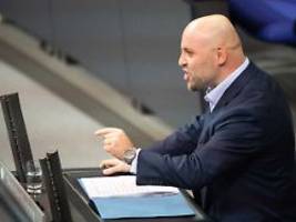 anfragen für russland?: union und spd nehmen afd in die zange - die wehrt sich