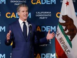 Mehr Sitze für Demokraten: Trump-Widersacher setzt sich mit drastischer Reform im Wahlkreis-Krieg durch