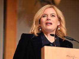 Müssen Prostitution verbieten: Klöckner: Deutschland ist der Puff Europas