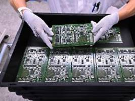 aber kein anlass für euphorie: auftragsplus lässt deutsche industrie hoffen