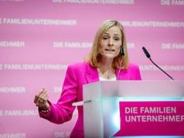 noch in diesem jahr: fast jedes vierte familienunternehmen will stellen abbauen