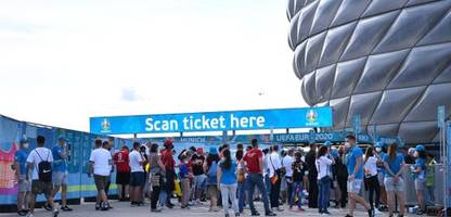 fußball: verbände und politik streiten um personalisierte e-tickets für fans