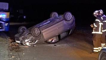 Autofahrer schläft am Steuer ein – Pkw überschlägt sich in Hamburg