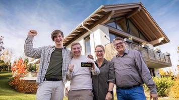 Bank-Azubi aus dem Norden gewinnt Luxusvilla für 2,8 Millionen Euro