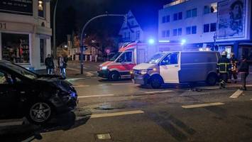 Drei Menschen bei Frontalzusammenstoß in Rahlstedt verletzt