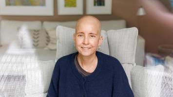 Mit 33 Jahren an Krebs gestorben: So trauert Freundin um Kim Flint