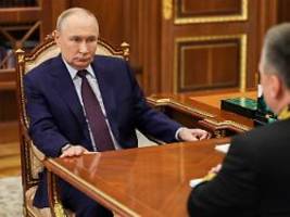 Das ist ein Informationskrieg: Putin wehrt sich gegen Dekolonisierung Russlands