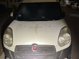 Knapp 50 Schmierereien: Hakenkreuze aus Blut in Hanau aufgetaucht