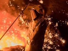 Kanzler Merz lädt zum Gipfel: Schafft es die Stahlindustrie mit Heimvorteil aus der Krise?