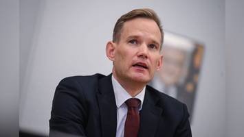 streeck lobt haftbefehl-doku und warnt vor kokain-verherrlichung im rap