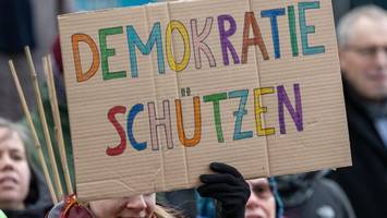 studie: nur noch jeder zweite glaubt, dass die demokratie funktioniert