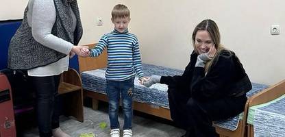 Ukraine-Krieg: Angelina Jolie überrascht Ukrainer mit Besuch in Cherson