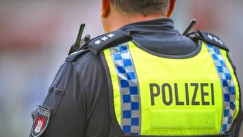 mann verschanzt sich mit frau in wohnung – großeinsatz