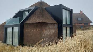 Sylt: Star-Architekt gewinnt Preis für umstrittene Reetdach-Haube