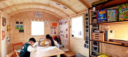 Rund 50 Familien sind in Augsburg von Obdachlosigkeit betroffen - nun gibt es Hilfe für die Kinder