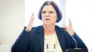 Zu viel Geld für Staatsrat?: Senatorin: Gibt für mich keinen Grund für Rücktritt