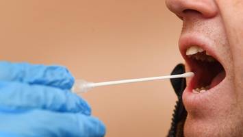 Mann schickt Freund zum Vaterschaftstest – um Unterhalt zu prellen