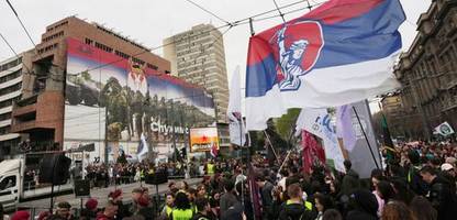 Serbien: Parlament stimmt für Luxushotel-Plan von Donald Trumps Schwiegersohn an historischem Ort