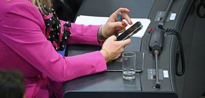 tiktok im bundestag: mehr als zwei drittel aller abgeordneten nutzen die plattform