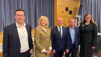 Bürgermeisterwahl Glinde: Kandidaten-Runde läuft aus dem Ruder